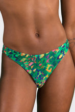 Carregar imagem no visualizador da galeria, Gallery: Rio De Sol Calcinha Bottom Wilds Nice-Fio
