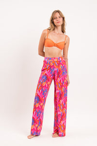 Model Front: Rio De Sol Calça De Praia Flavors Wide Pants