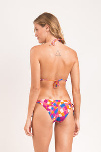 Model Back: Rio De Sol Maiô Funny Trikini-Comfy