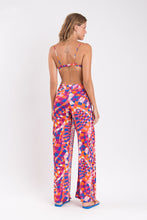 Carregar imagem no visualizador da galeria, Model Back: Rio De Sol Calça De Praia Funny Wide Pants
