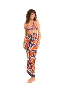 Model Back: Rio De Sol Canga Leaves Canga