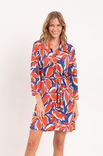 Carregar imagem no visualizador da galeria, Model Front: Rio De Sol Vestido De Praia Leaves Chemise
