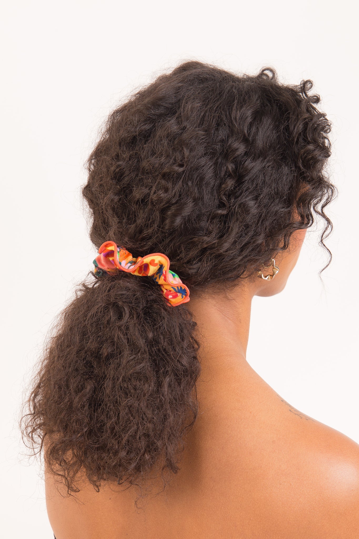 Model Front: Rio De Sol Xuxinha (Acessório De Cabelo) Love-Trip Scrunchie