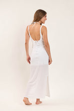 Carregar imagem no visualizador da galeria, Model Back: Rio De Sol Vestido De Praia Memphis-White Saida Yara
