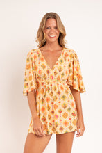 Carregar imagem no visualizador da galeria, Model Front: Rio De Sol Mini Dress Mosaico Mini Dress
