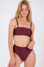 Carregar imagem no visualizador da galeria, Gallery: Rio De Sol Set Set Barolo Bandeau-Reto Hotpants
