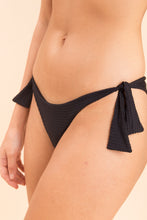 Carregar imagem no visualizador da galeria, Image 09: Rio De Sol Set Set Dots-Black Mel Italy
