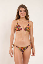 Carregar imagem no visualizador da galeria, Model Front: Rio De Sol Set Set Fiore Lia Lacinho
