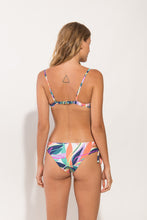 Carregar imagem no visualizador da galeria, Model Back: Rio De Sol Set Set Fresh-Day Balconet Madrid
