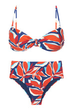 Carregar imagem no visualizador da galeria, Product Front: Rio De Sol Set Set Leaves Bandeau-Joy Hotpants
