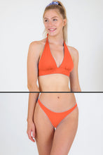 Carregar imagem no visualizador da galeria, Model Front: Rio De Sol Set Set Light-Peach Halter-Cos Essential-Comfy
