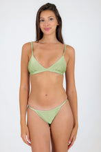 Carregar imagem no visualizador da galeria, Model Front: Rio De Sol Set Set Oliva Tri-Fixo California
