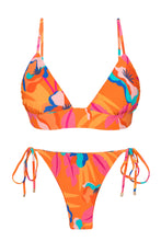 Carregar imagem no visualizador da galeria, Product Front: Rio De Sol Set Set Orange-Bloom Tri-Cos Ibiza

