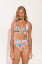 Carregar imagem no visualizador da galeria, Image 08: Rio De Sol Set Set River Halter-Cos Hotpant-Cos
