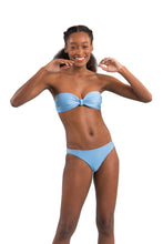 Carregar imagem no visualizador da galeria, Image 08: Rio De Sol Set Set Shimmer-Baltic-Sea Bandeau-Joy Essential
