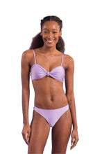 Carregar imagem no visualizador da galeria, Model Front: Rio De Sol Set Set Shimmer-Harmonia Bandeau-Joy Essential
