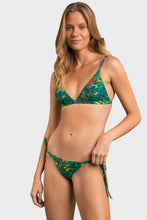 Carregar imagem no visualizador da galeria, Image 04: Rio De Sol Set Set Wilds Tri-Fixo Cheeky-Tie
