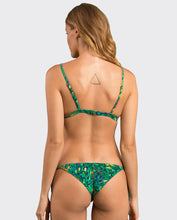 Carregar imagem no visualizador da galeria, Image 07: Rio De Sol Set Set Wilds Tri-Fixo Cheeky-Tie
