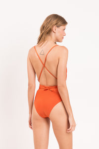 Model Back: Rio De Sol Maiô Shimmer-Paprica New Vegas