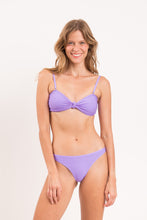 Carregar imagem no visualizador da galeria, Model Front: Rio De Sol Soutien Top Bora-Lavanda Bandeau-Joy
