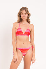 Carregar imagem no visualizador da galeria, Model Front: Rio De Sol Soutien Top Cher Tri-Cos
