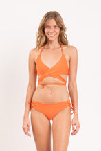 Carregar imagem no visualizador da galeria, Model Front: Rio De Sol Soutien Top Dende Kate
