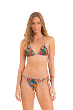 Carregar imagem no visualizador da galeria, Model Front: Rio De Sol Soutien Top Jungle Tri-Inv
