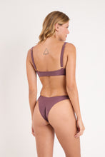Carregar imagem no visualizador da galeria, Model Back: Rio De Sol Soutien Top Malibu-Ebano Agnes
