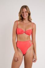 Carregar imagem no visualizador da galeria, Model Front: Rio De Sol Soutien Top Malibu-Folia Bandeau-Iris
