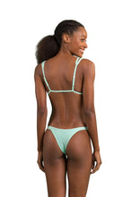 Carregar imagem no visualizador da galeria, Model Back: Rio De Sol Soutien Top Malibu-Menta Tri-Duo
