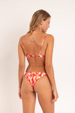 Carregar imagem no visualizador da galeria, Model Back: Rio De Sol Soutien Top Mirage Balconet-Tie
