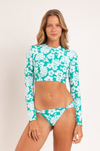 Carregar imagem no visualizador da galeria, Model Front: Rio De Sol Soutien Top Pua-Valley Reef
