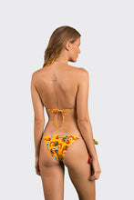 Carregar imagem no visualizador da galeria, Model Back: Rio De Sol Soutien Top Stories Tri-Inv
