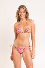 Carregar imagem no visualizador da galeria, Model Front: Rio De Sol Soutien Top Sweet-Camo Frufru
