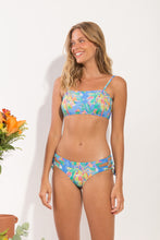 Carregar imagem no visualizador da galeria, Model Front: Rio De Sol Soutien Top Treetop Bandeau-Reto
