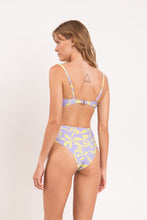 Carregar imagem no visualizador da galeria, Set Glow Bandeau-Joy Hotpants
