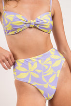 Carregar imagem no visualizador da galeria, Set Glow Bandeau-Joy Hotpants
