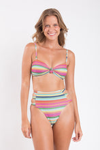 Carregar imagem no visualizador da galeria, Set Supercolor Bandeau-Joy Highwaist-Spin
