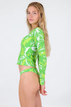 Carregar imagem no visualizador da galeria, Top Green-Palms Rash-Guard
